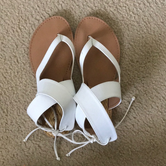 Qupid white wrap sandals - Picture 1 of 4